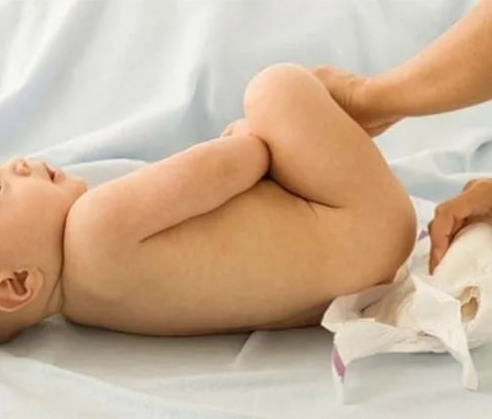 Понос у ребенка 5 месяцев без температуры чем лечить