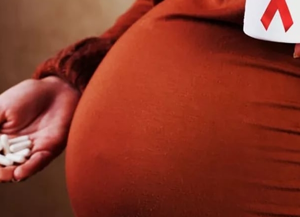 При беременности тянет низ живота 36 недель беременности thumbnail